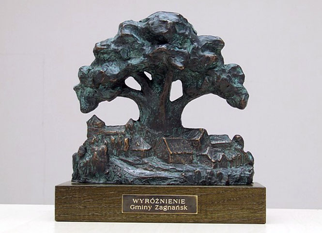 Pracownia rzeźbiarska: statuetka_gminy_zagnansk.jpg